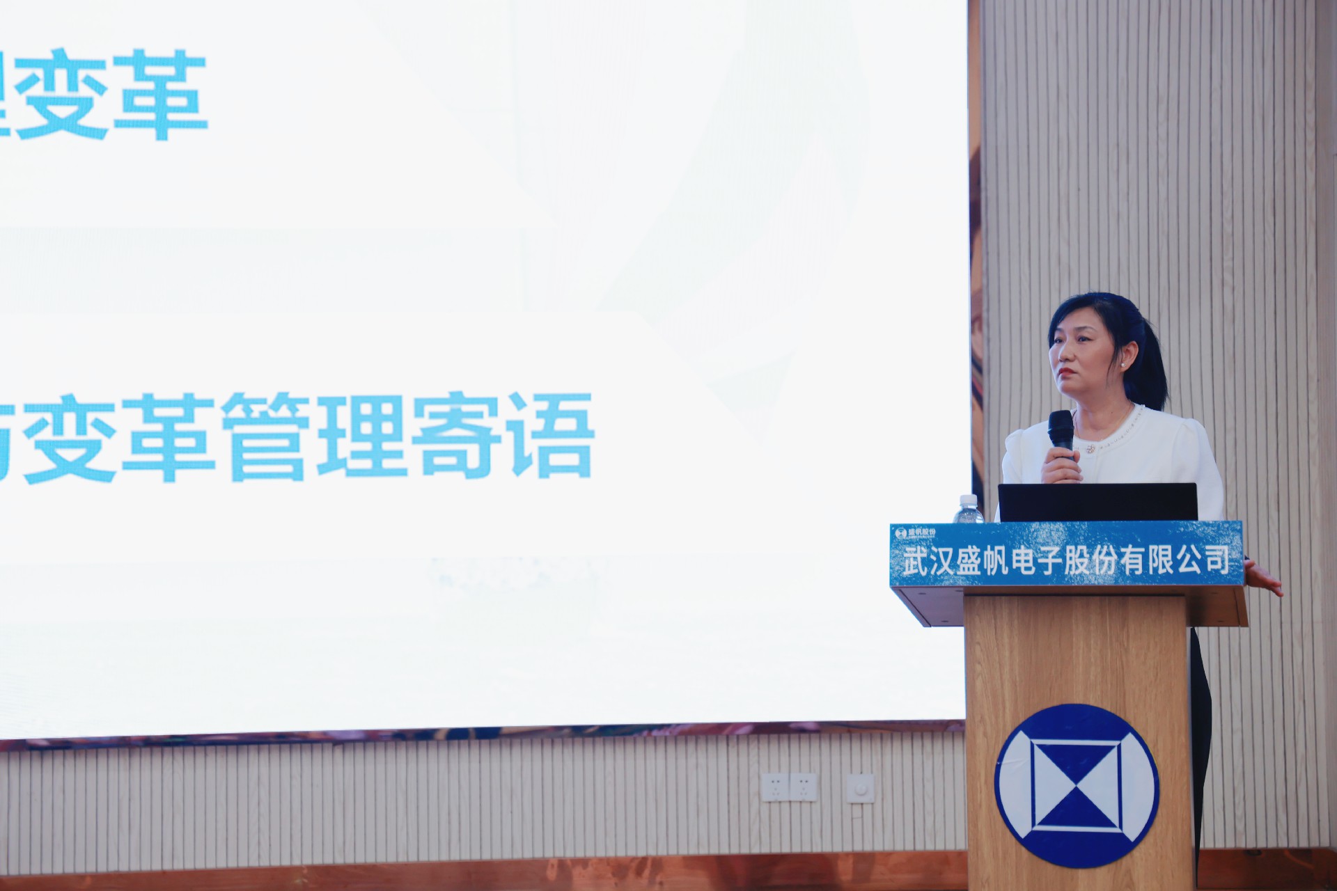 1718937471376508.jpg 1718937471376508.jpg